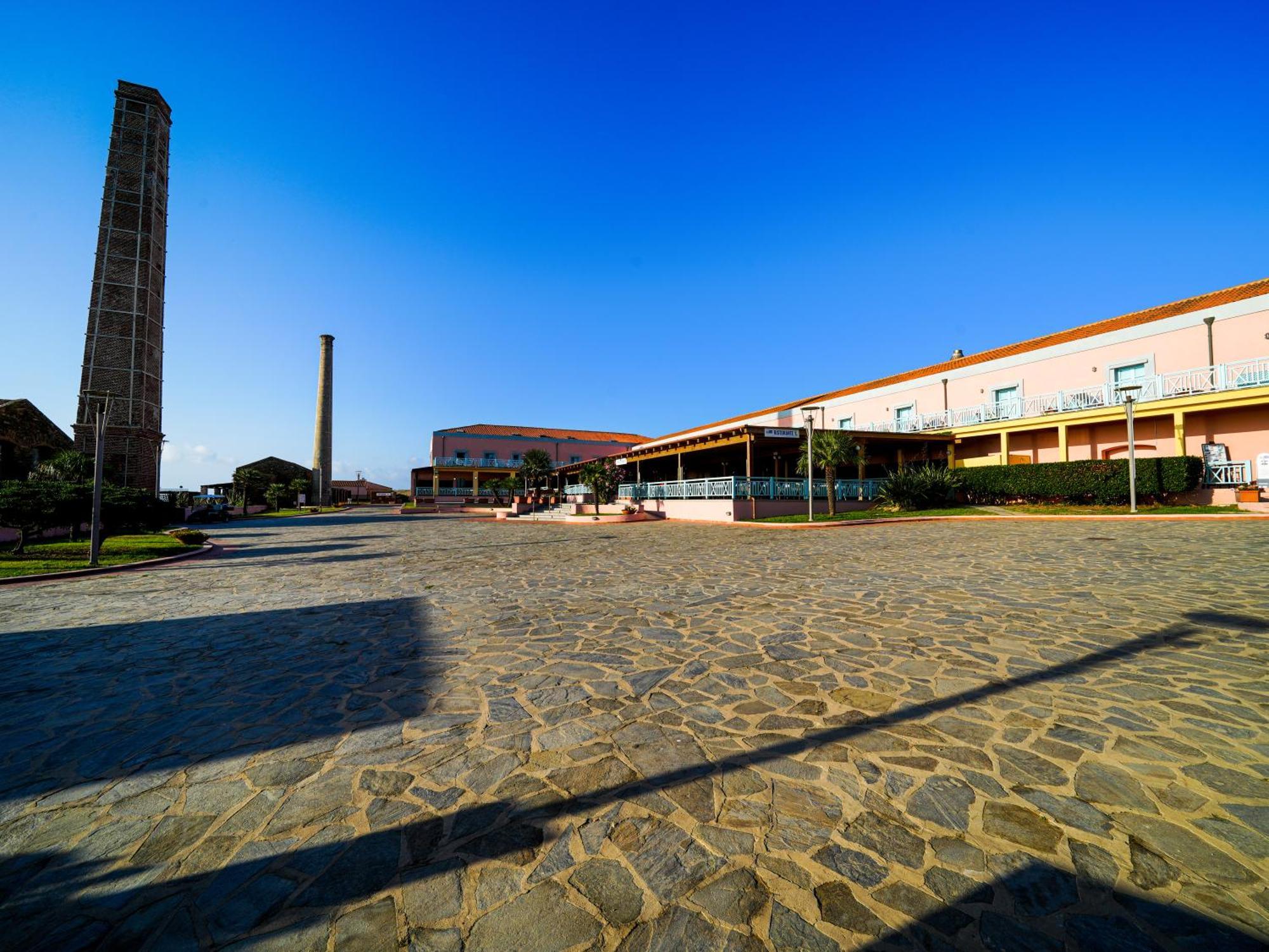 Le Tonnare Di Stintino - Beach Resort Zewnętrze zdjęcie