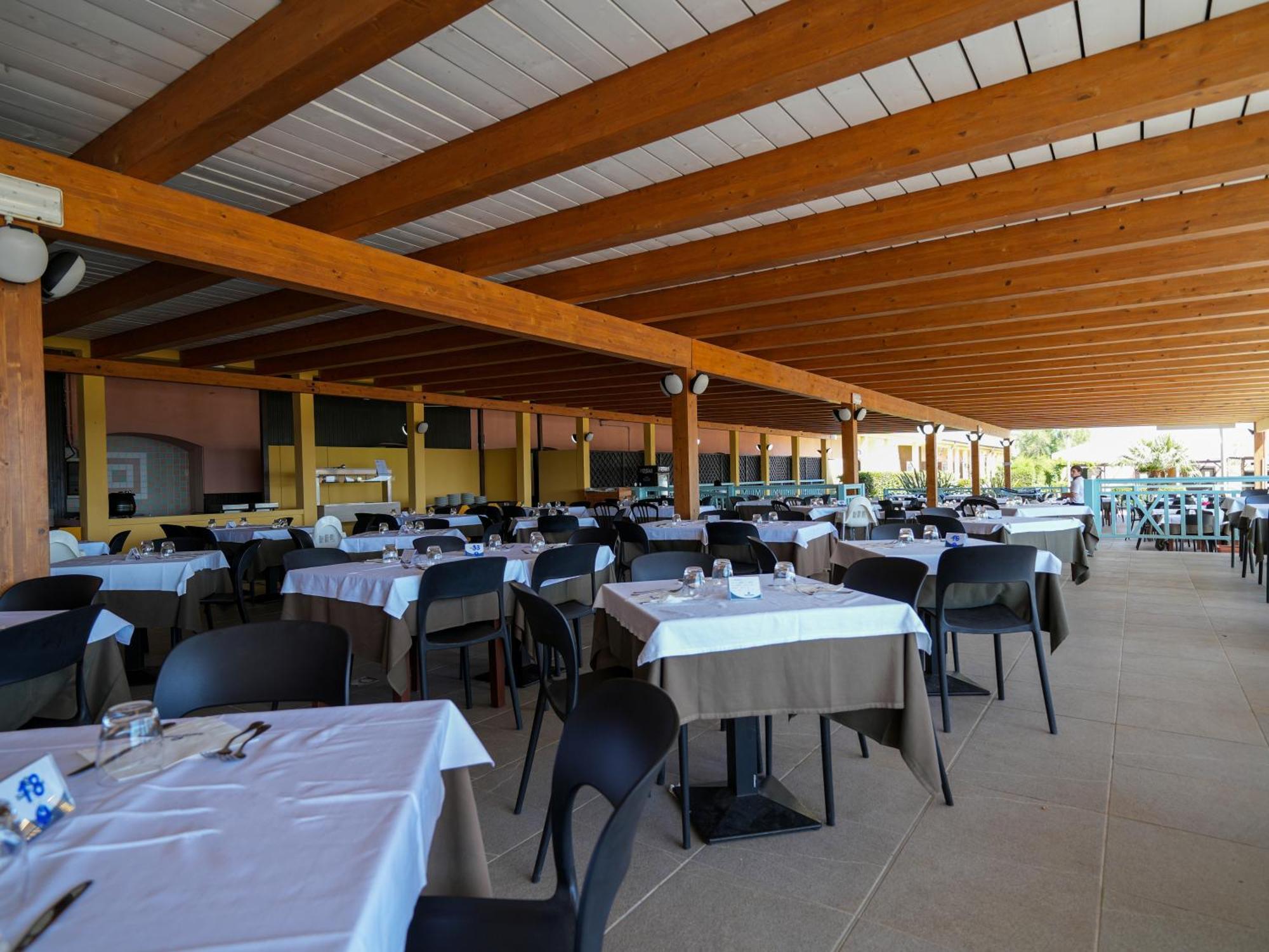 Le Tonnare Di Stintino - Beach Resort Zewnętrze zdjęcie