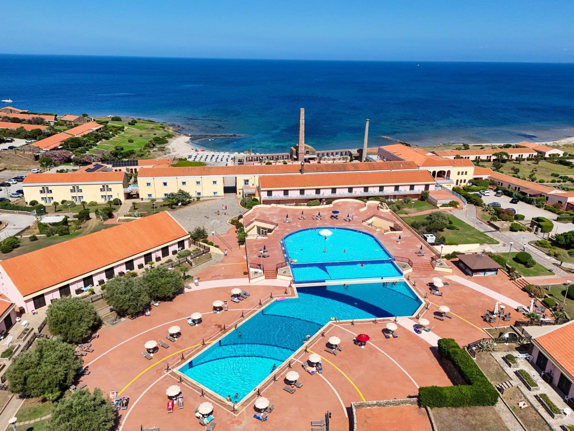 Le Tonnare Di Stintino - Beach Resort Zewnętrze zdjęcie